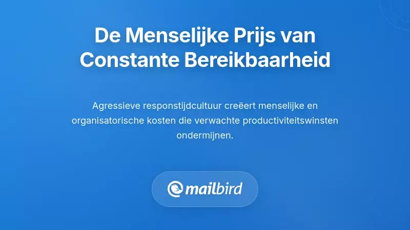 Gestreste werknemer achter computer die overweldigd is door constante e-mailmeldingen en symptomen van burn-out