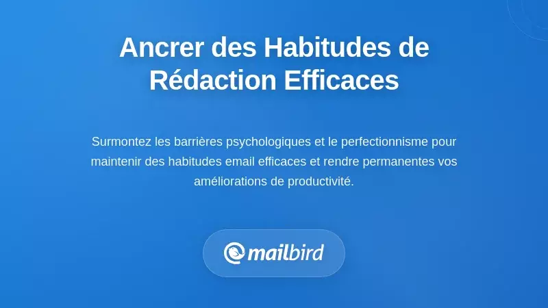 Personne développant des habitudes durables d'email avec un calendrier de planification et un tableau de suivi des routines